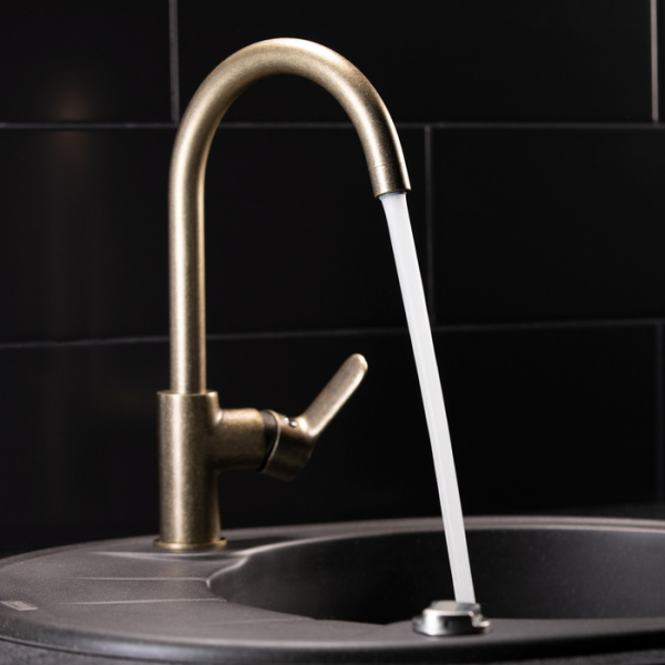 Смеситель для кухни IDDIS Cuba CU2LBJ0i05, состаренная латунь